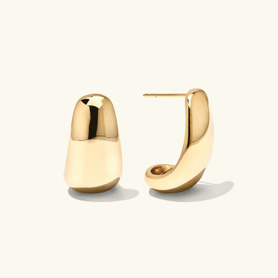 Curved Earrings Gold i gruppen Shop / Örhängen hos ANI (ANI-0623-015)