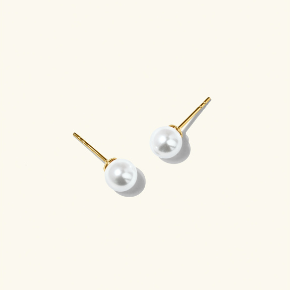 Pearl Studs i gruppen Shop / Örhängen hos ANI (ANI-0624-006)